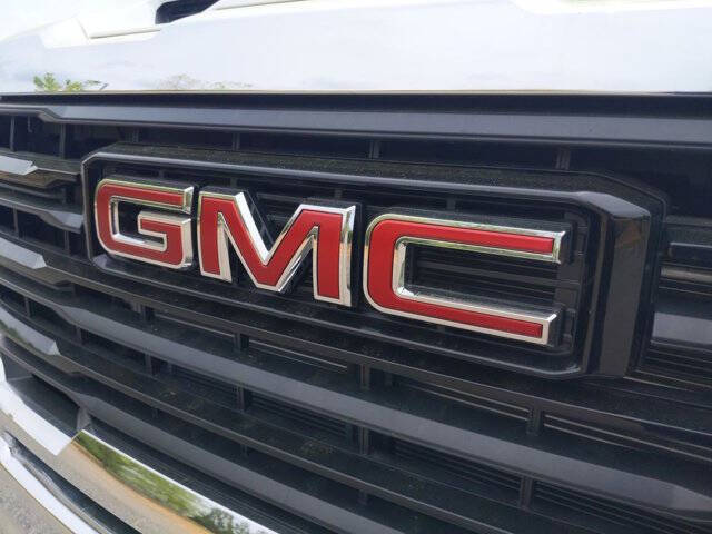 2024 GMC Sierra 3500HD CC Pro