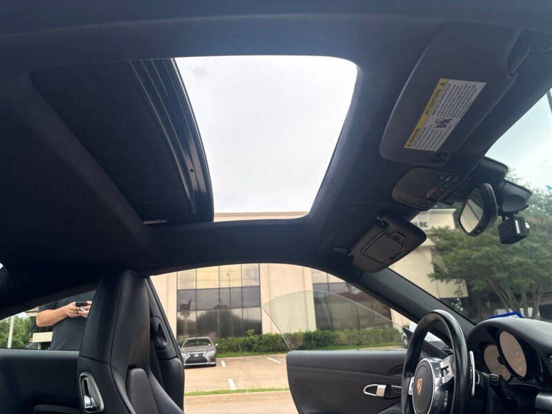 2015 Porsche 911 Carrera