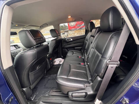 2019 Nissan Pathfinder SL