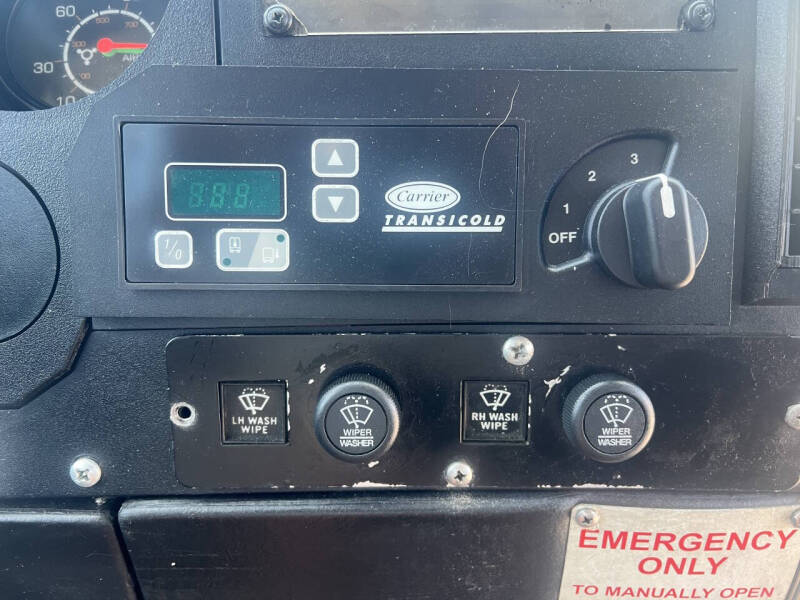 2004 Motor Coach Industries D4500