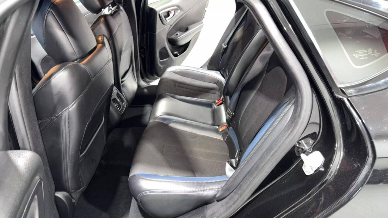 2015 Chrysler 200 for sale at Elite Rides in Detroit, MI