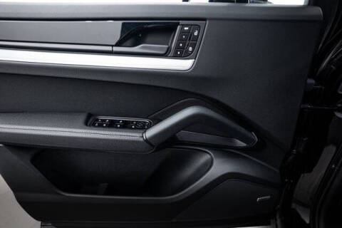 2025 Porsche Cayenne Coupe