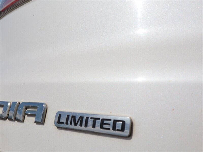 2017 GMC Acadia Limited