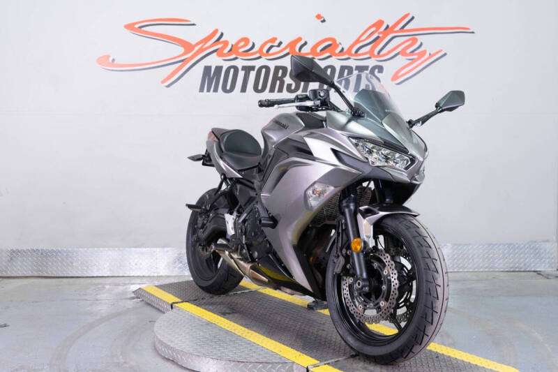2021 Kawasaki Ninja 650 ABS