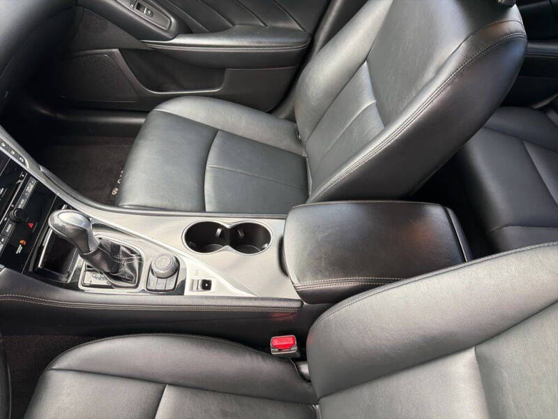 2016 Infiniti Q50