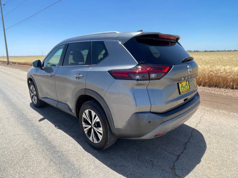 2021 Nissan Rogue SV