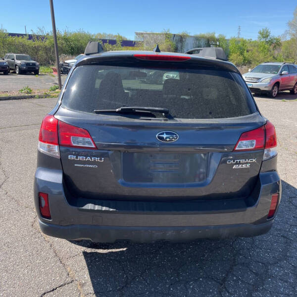 2011 Subaru Outback 2.5i Limited