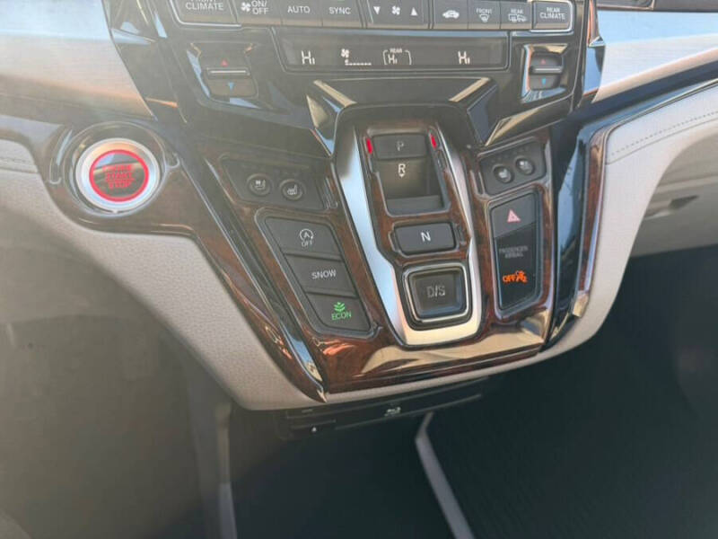2019 Honda Odyssey Elite