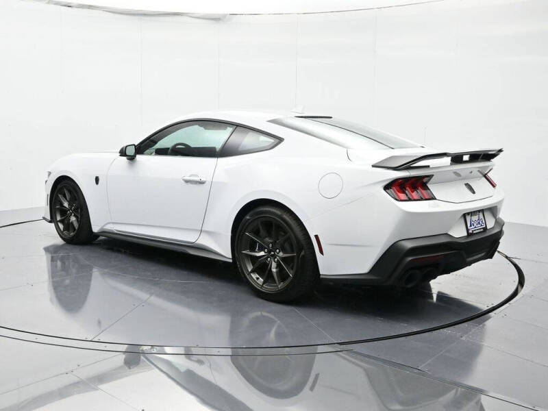 2025 Ford Mustang Dark Horse