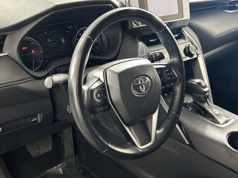 2023 Toyota Venza LE