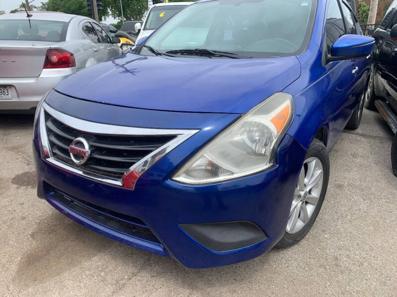 2015 Nissan Versa for sale at HIDALGOS AUTO SALES in Omaha NE