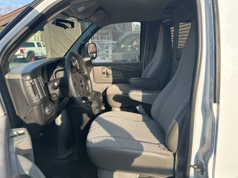 2015 GMC Savana 2500