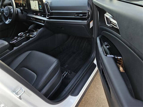 2025 Kia Sportage Hybrid EX