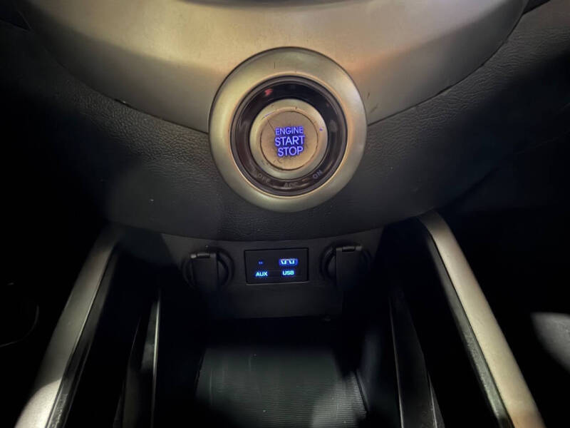 2017 Hyundai Veloster Value Edition