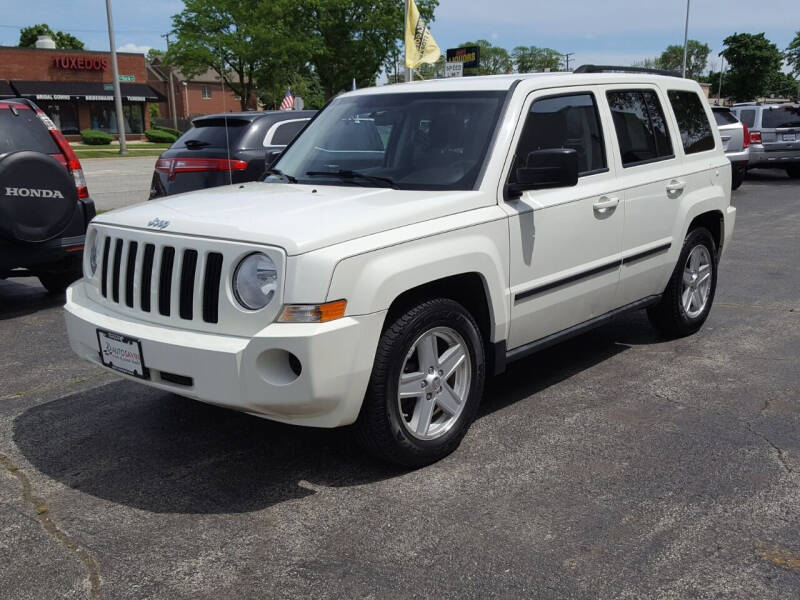 2010 Jeep Patriot for sale at AUTOSAVIN in Villa Park IL