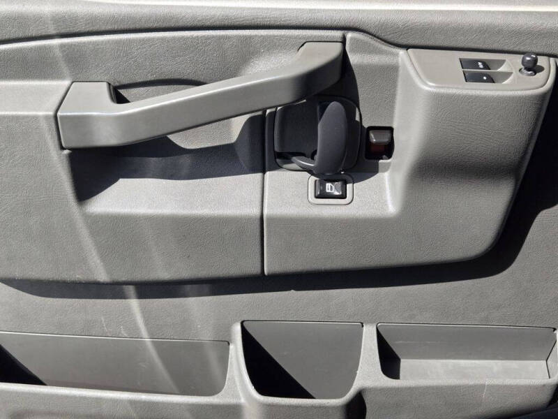 2020 Chevrolet Express 2500