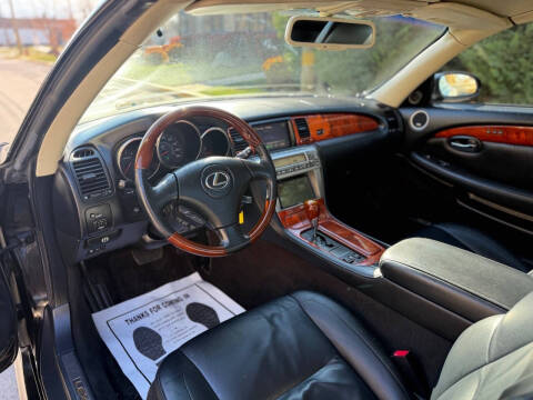 2005 Lexus SC 430