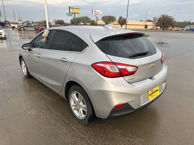 2018 Chevrolet Cruze LT Auto
