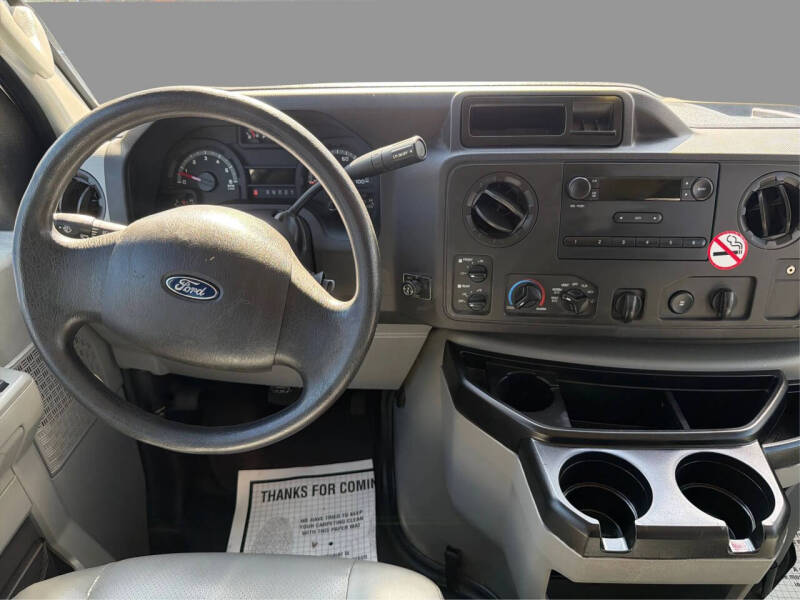 2014 Ford E-Series E-250