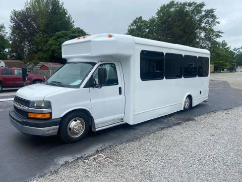 2013 Chevrolet Express Cutaway for sale at MOES AUTO SALES in Spiceland IN