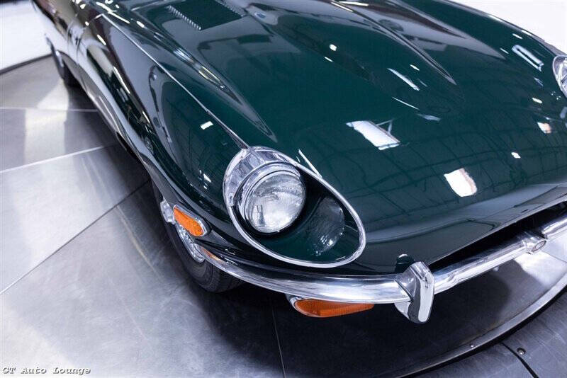 1970 Jaguar E-Type 24