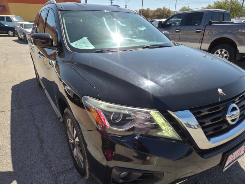 2017 Nissan Pathfinder