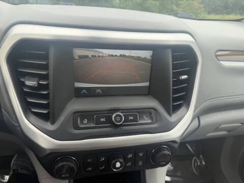 2017 GMC Acadia SLE-1