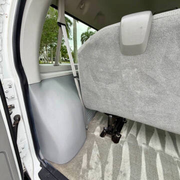 2011 Ford E-350