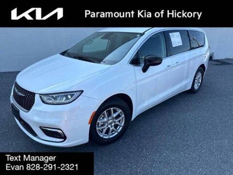 2024 Chrysler Pacifica