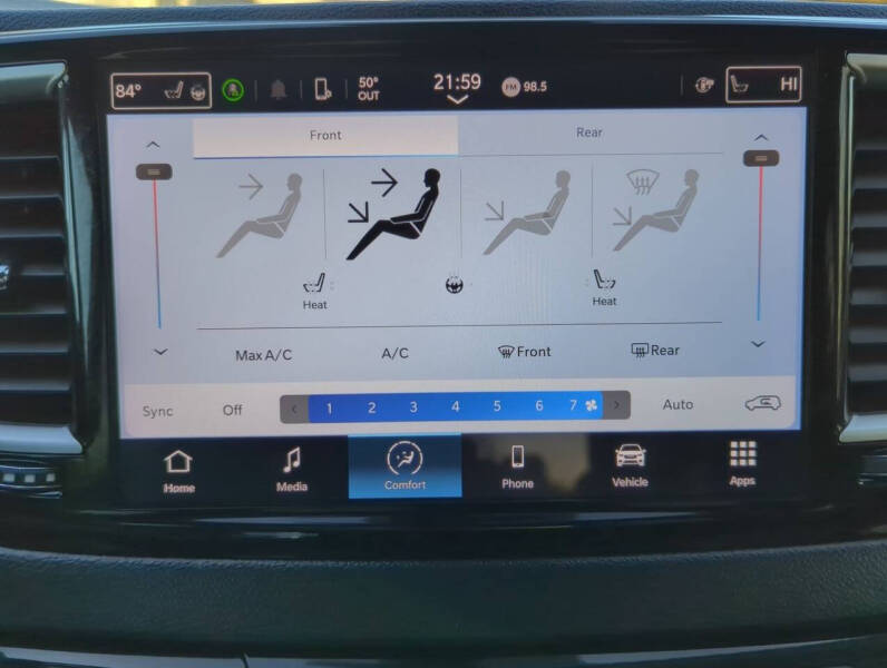 2023 Chrysler Pacifica Plug-In Hybrid Touring L