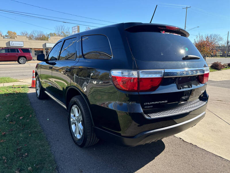 2013 Dodge Durango SXT photo 3