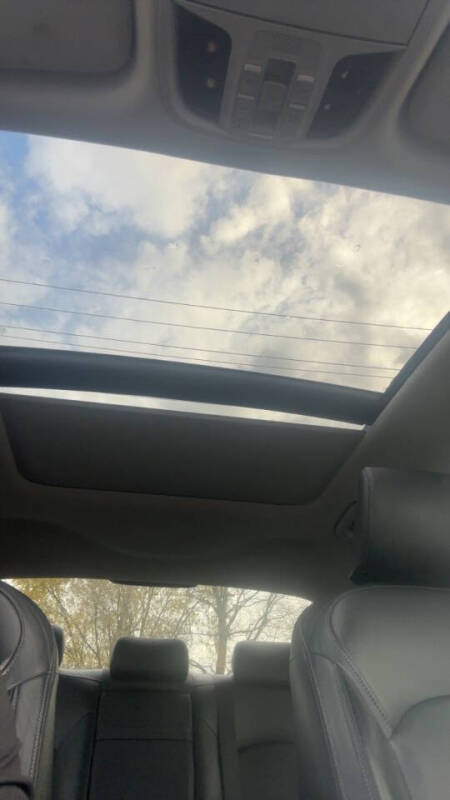 2017 Kia Cadenza Premium