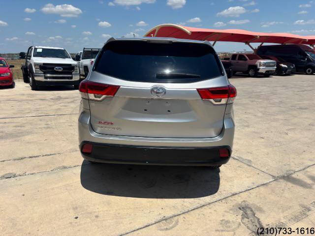 2017 Toyota Highlander LE