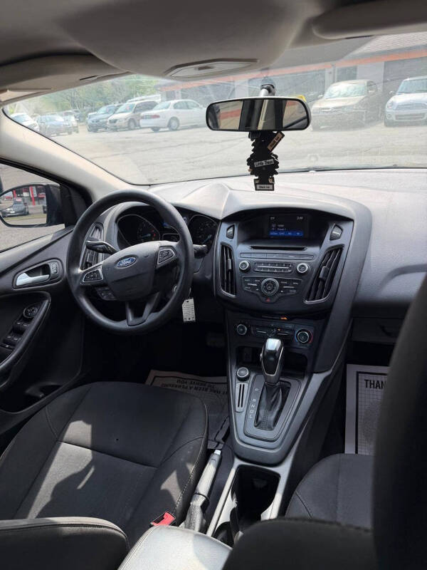 2016 Ford Focus SE