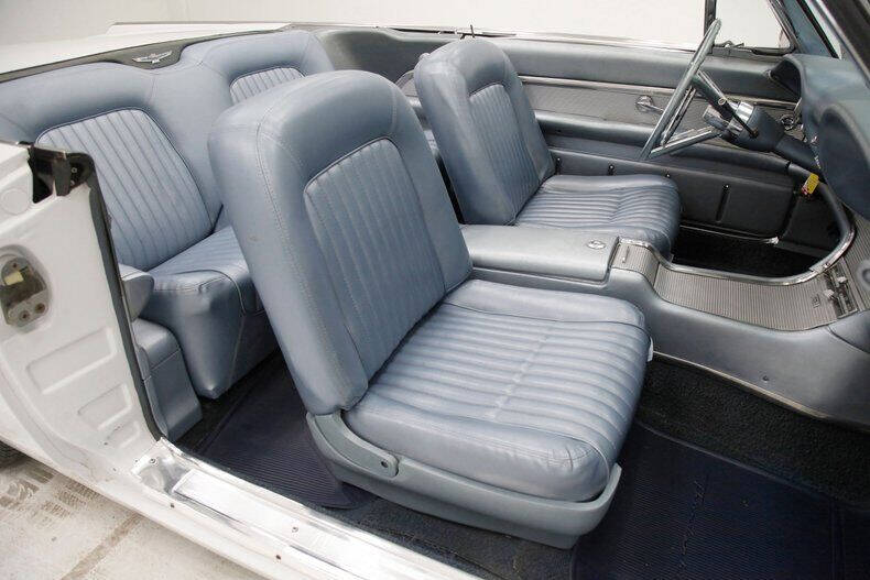 1962 Ford Thunderbird