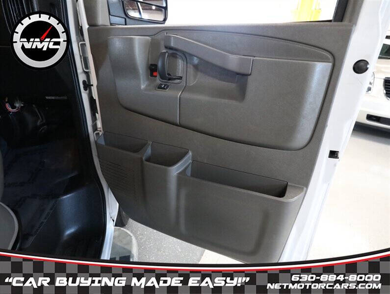 2022 Chevrolet Express 2500