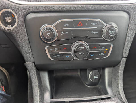 2018 Dodge Charger SXT Plus