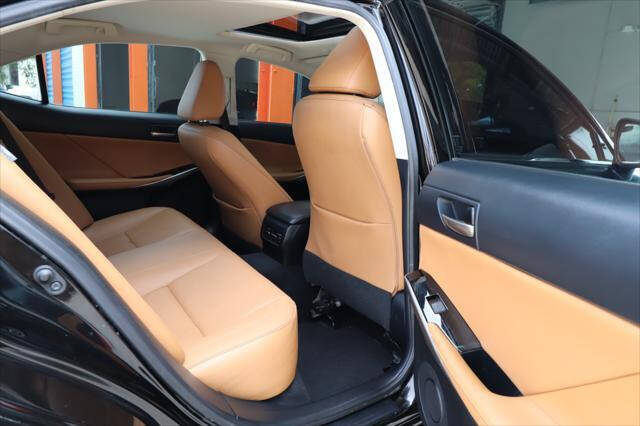 2018 Lexus IS 300  - $24,997