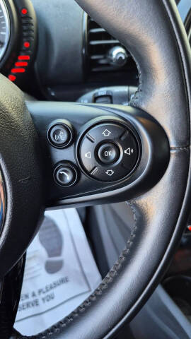 2017 MINI Clubman Cooper