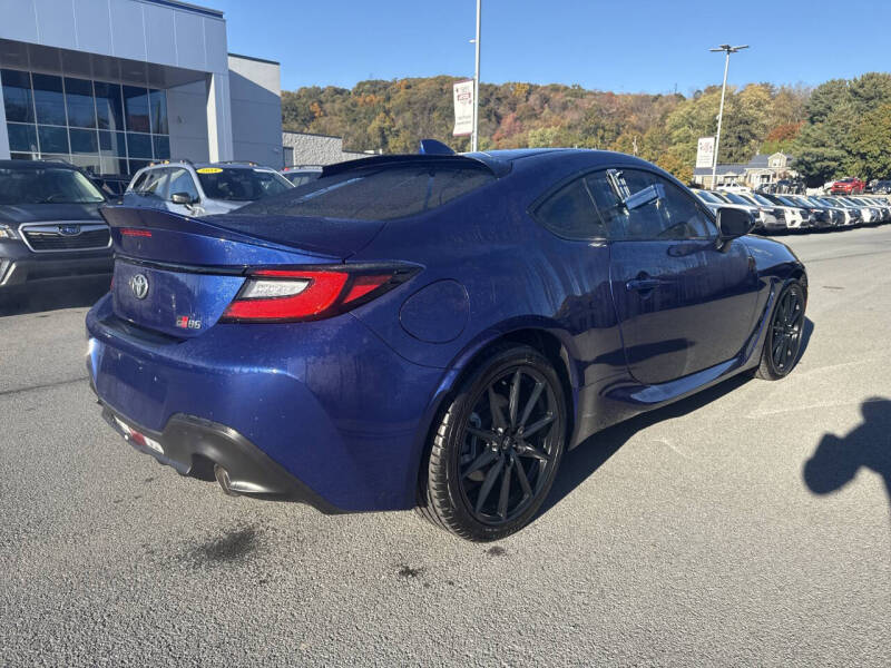 2023 Toyota GR86 Premium