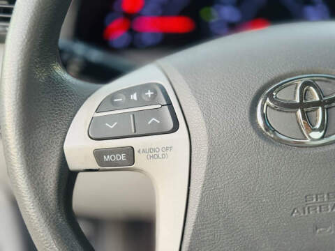 2011 Toyota Camry LE