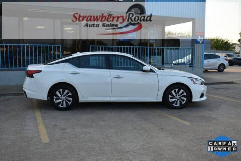 2020 Nissan Altima for sale at Strawberry Road Auto Sales in Pasadena TX
