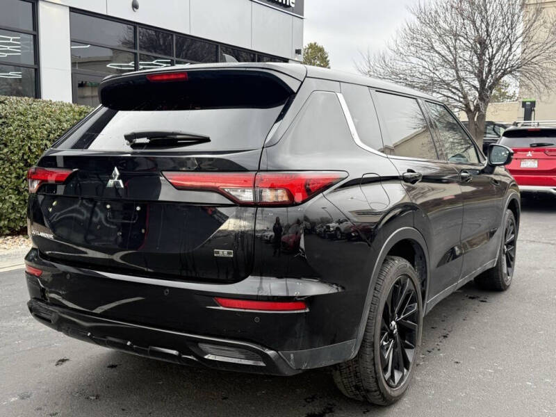 2024 Mitsubishi Outlander SE