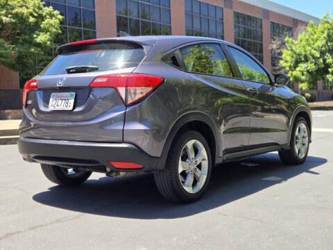 2017 Honda HR-V LX