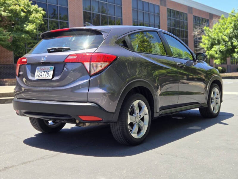 2017 Honda HR-V LX