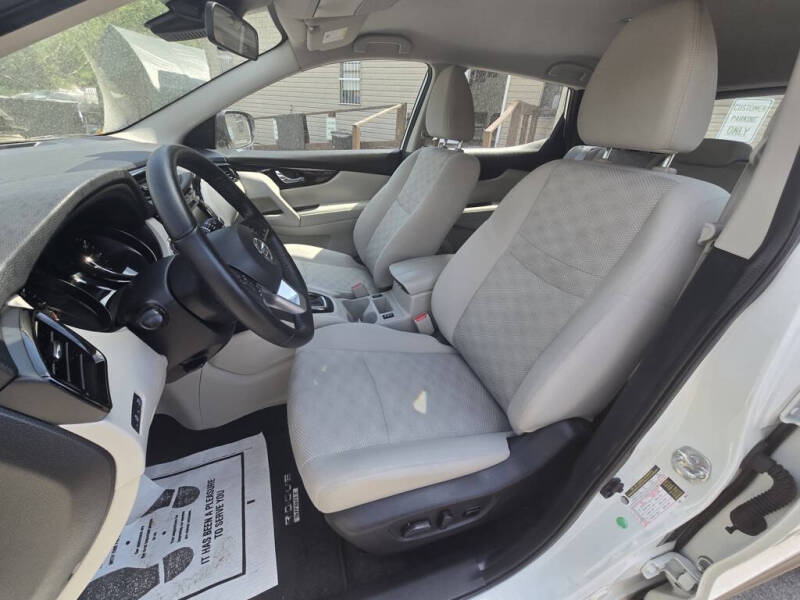 2021 Nissan Rogue Sport SV AWD's photo