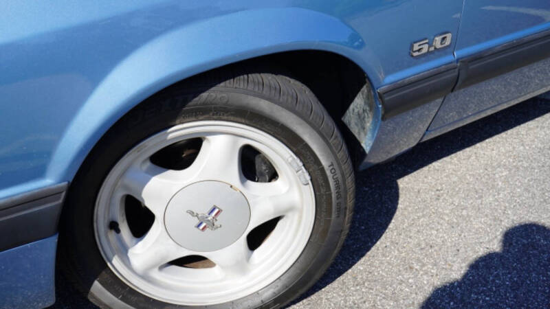 1990 Ford Mustang LX 5.0
