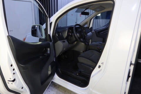 2017 Nissan NV200 SV