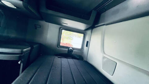 2019 International LT625