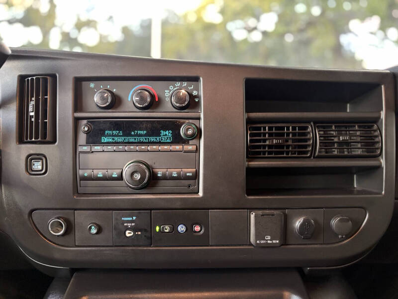 2019 GMC Savana 3500